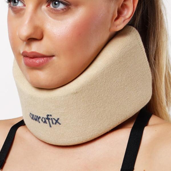 Hernie discale cervicale Blessures musculaires Arthrose cervicale Spasmes musculaires collier cervicale mousse